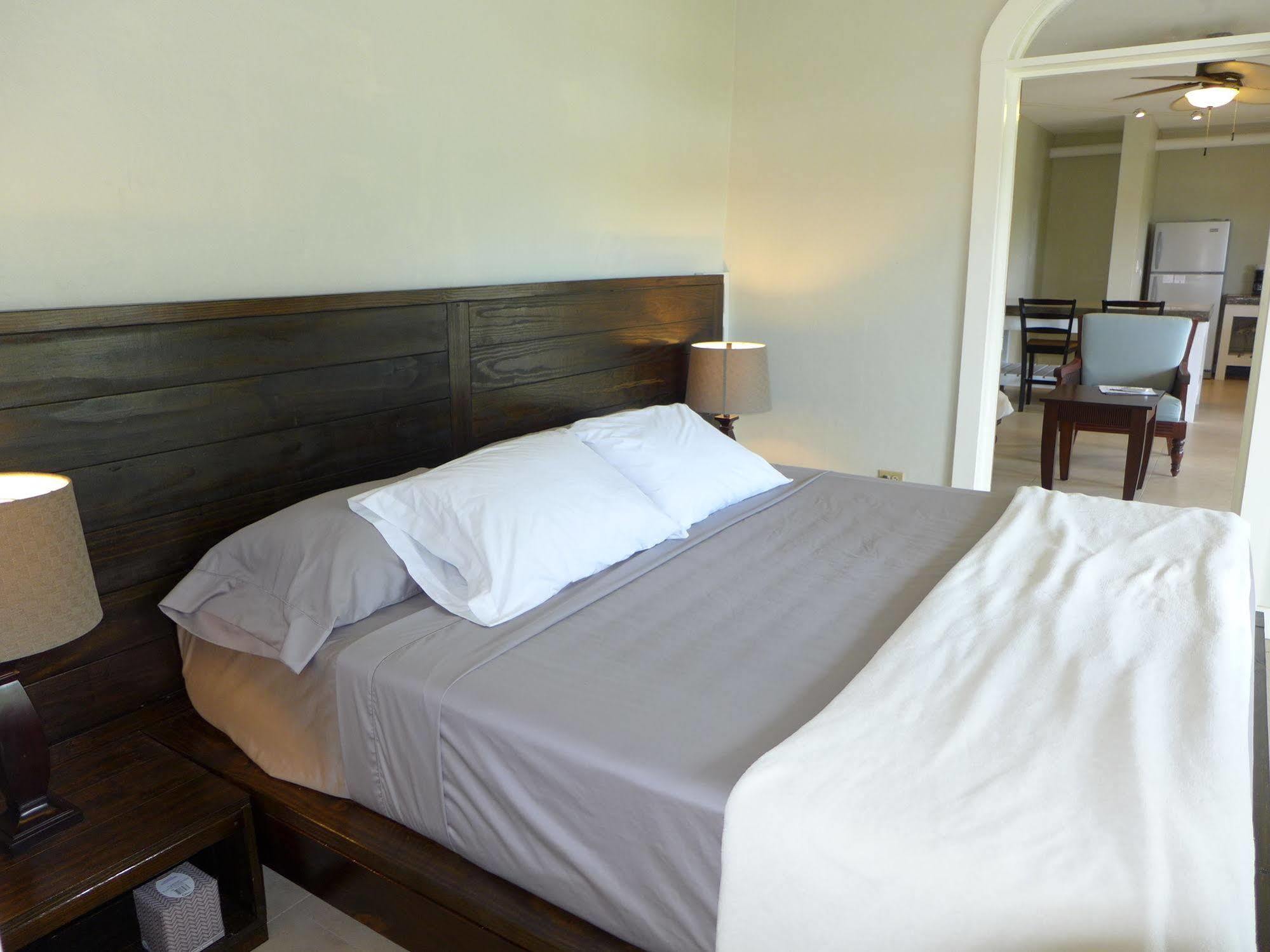 Two Sandals - A Boutique Hotel 拿撒勒 外观 照片